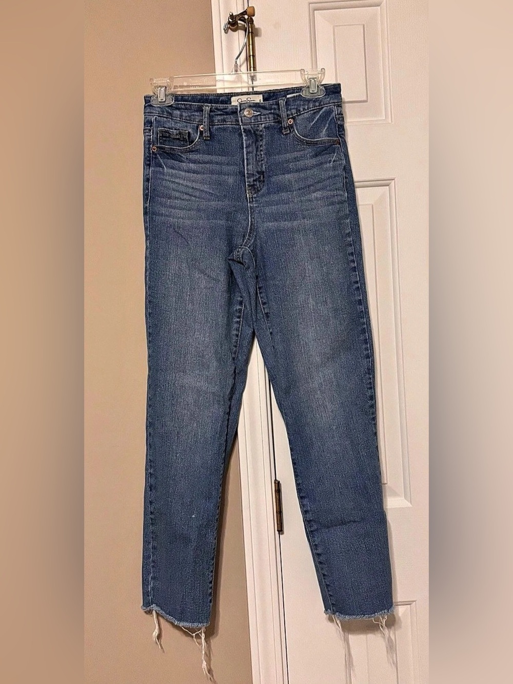 Jessica Simpson Jeans Boyfriend Jeans Cropped Jeans in Blue Waist 25